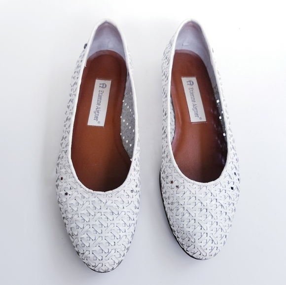 Etienne Aigner Shoes - Vintage Etienne Aigner White Flats, Size 7.5N